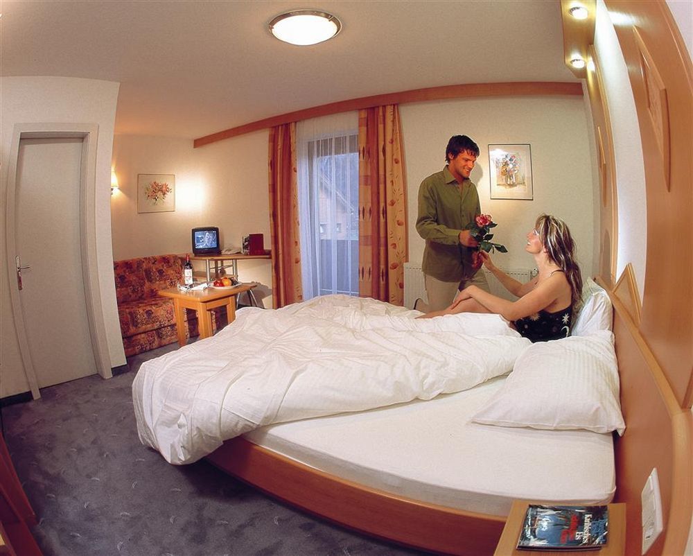 Hotel Wirtshaus Sattlerwirt Ebbs Εξωτερικό φωτογραφία